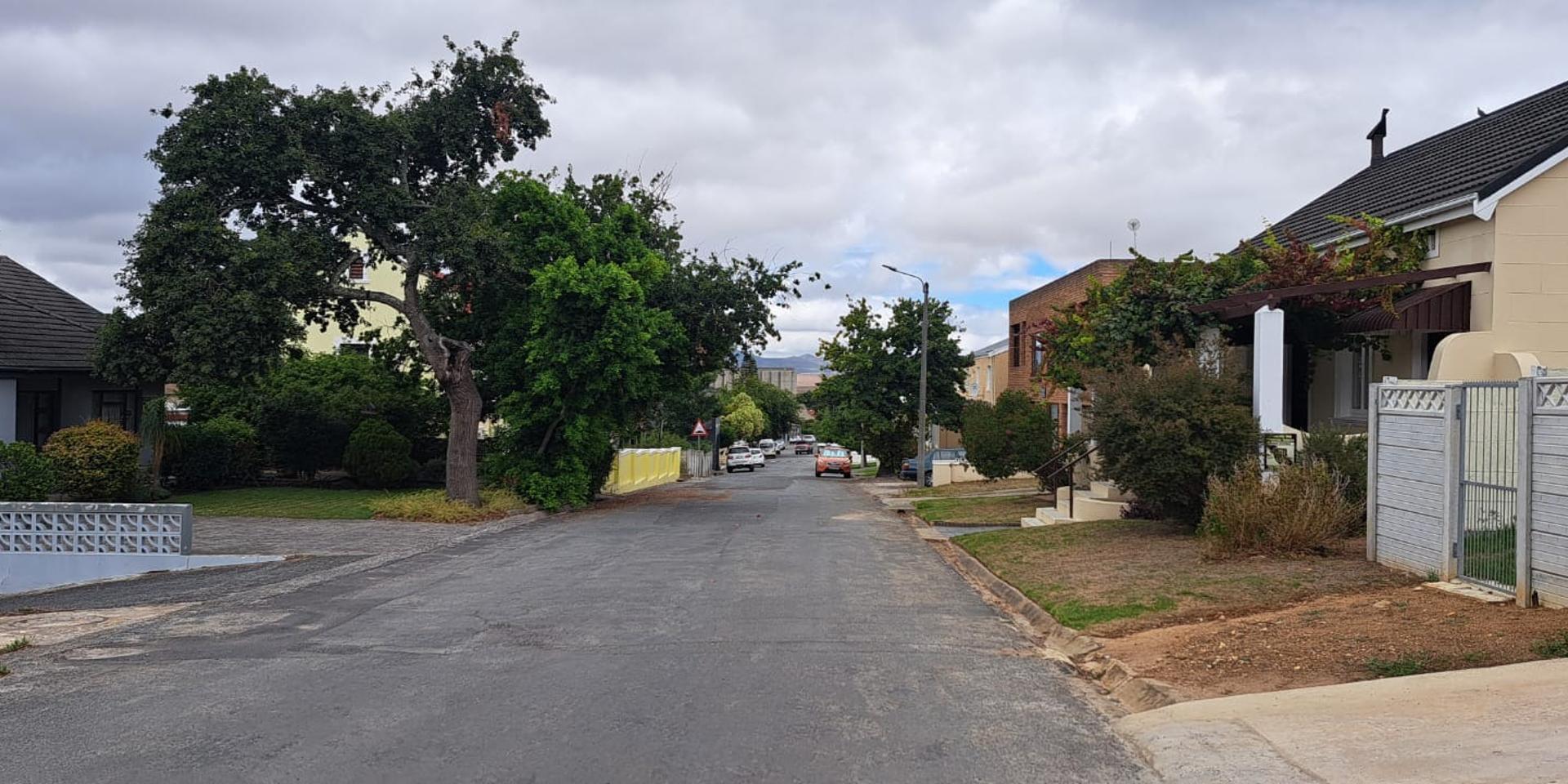 Image 5 of 6