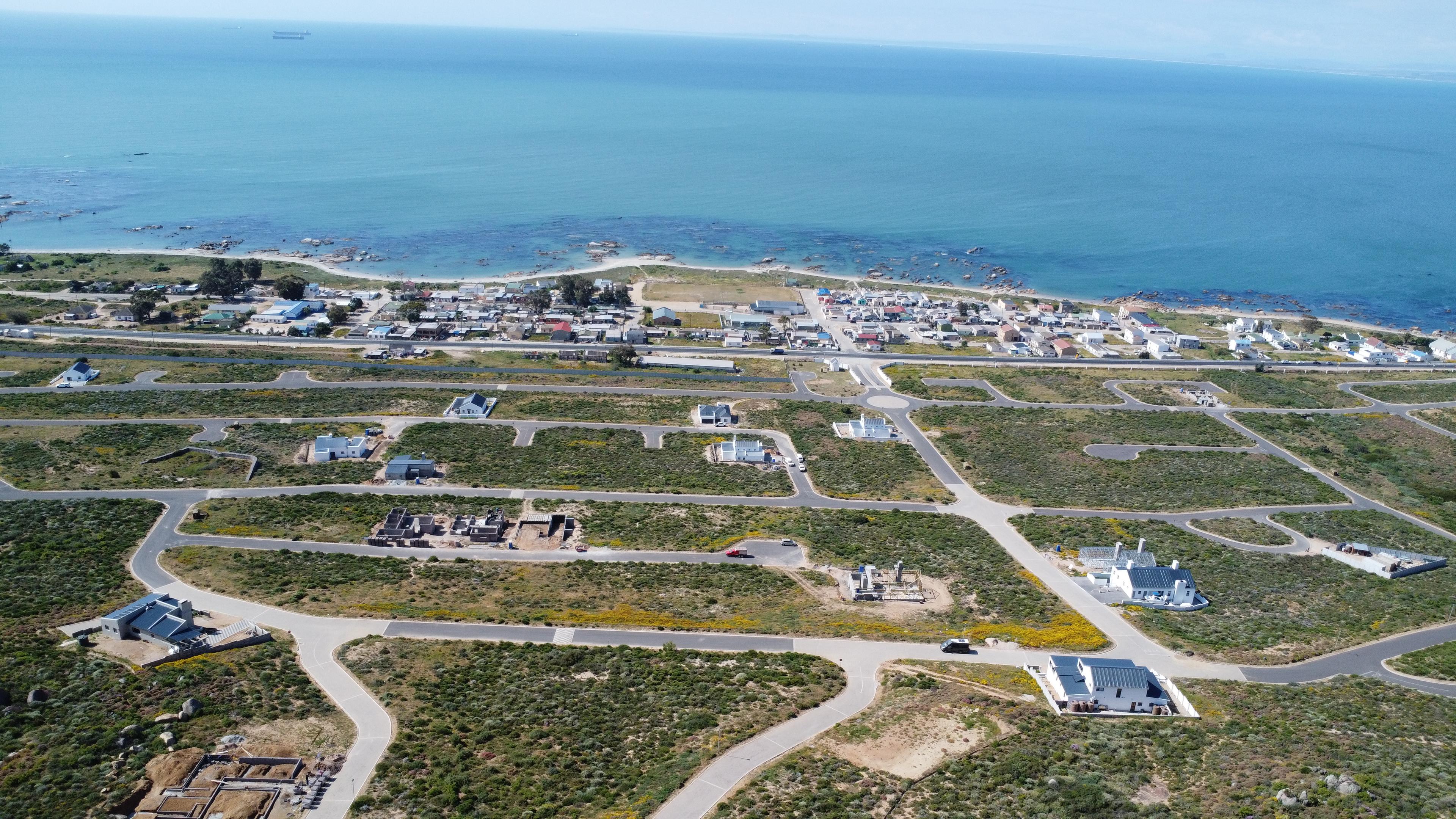 Image 4 of 6
