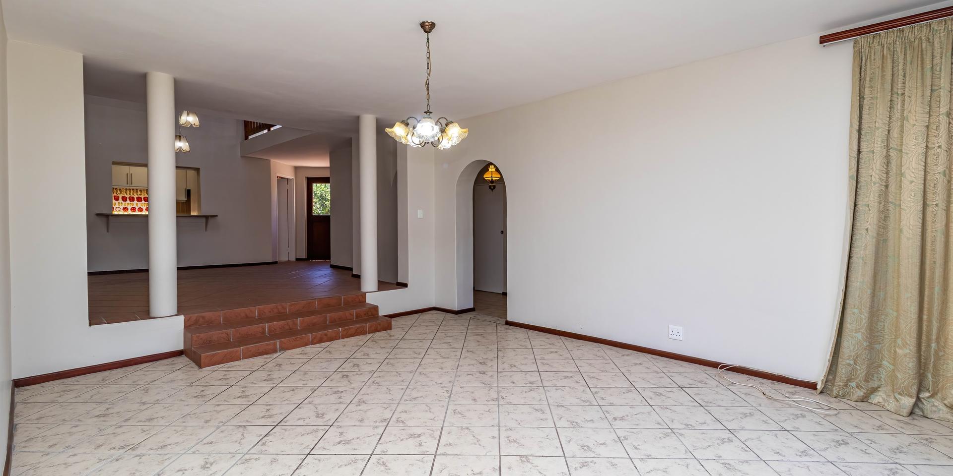 Image 4 of 6