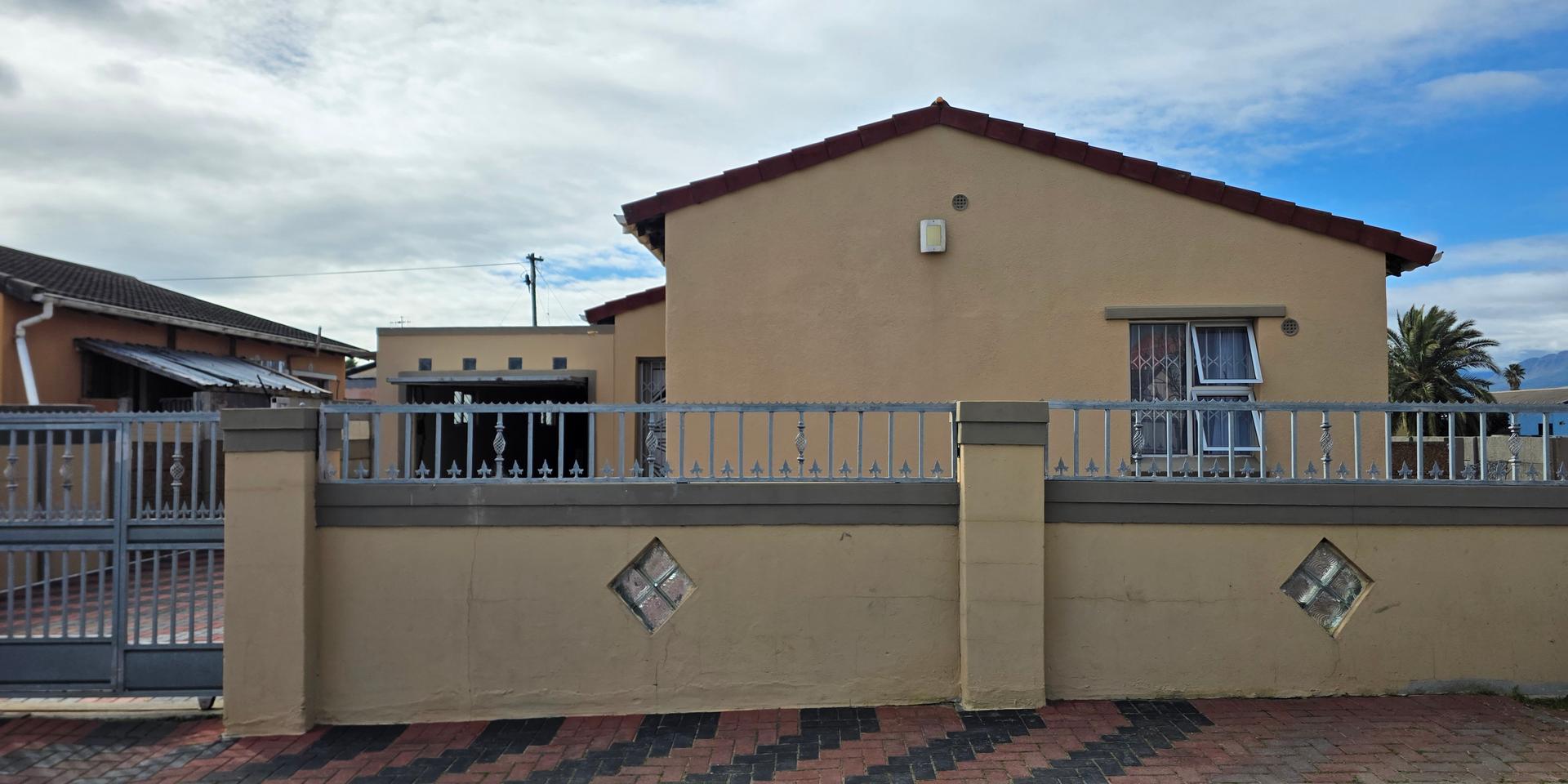 Image 1 of 6