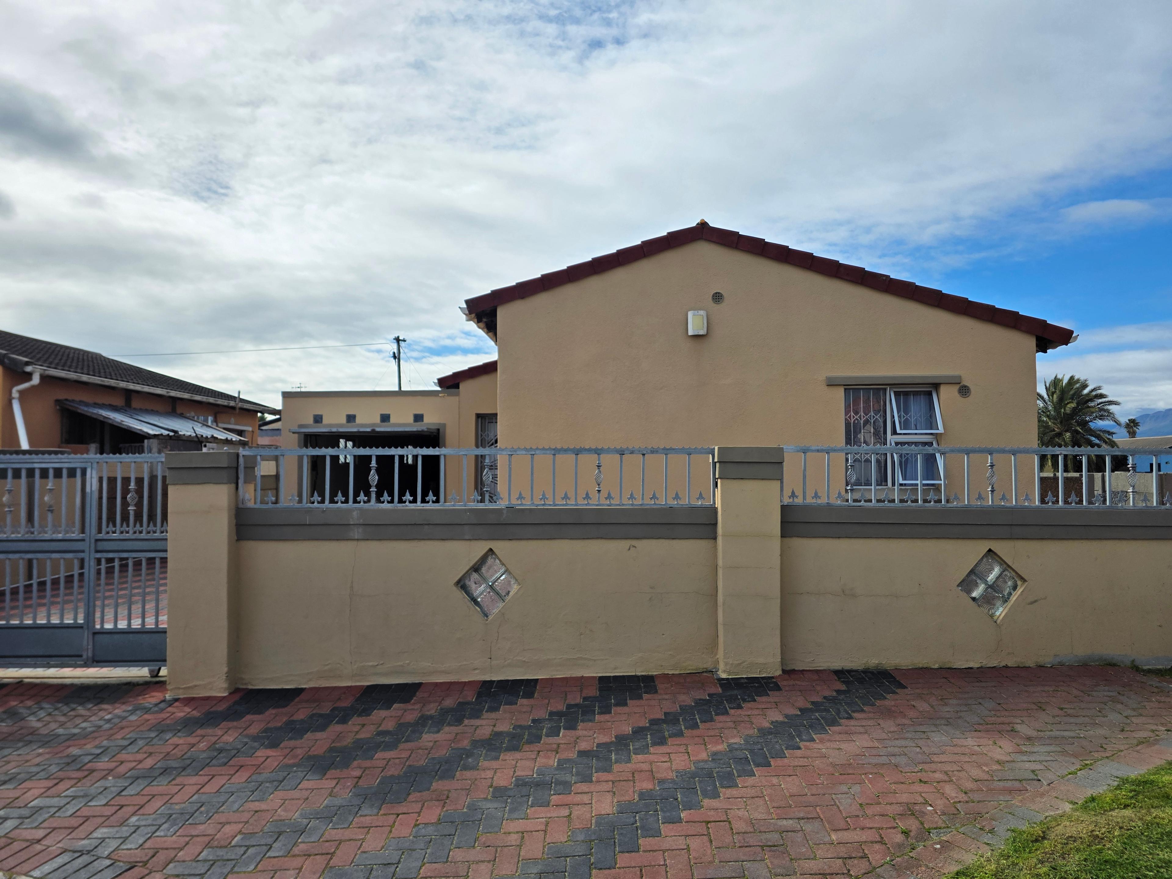 Image 1 of 6