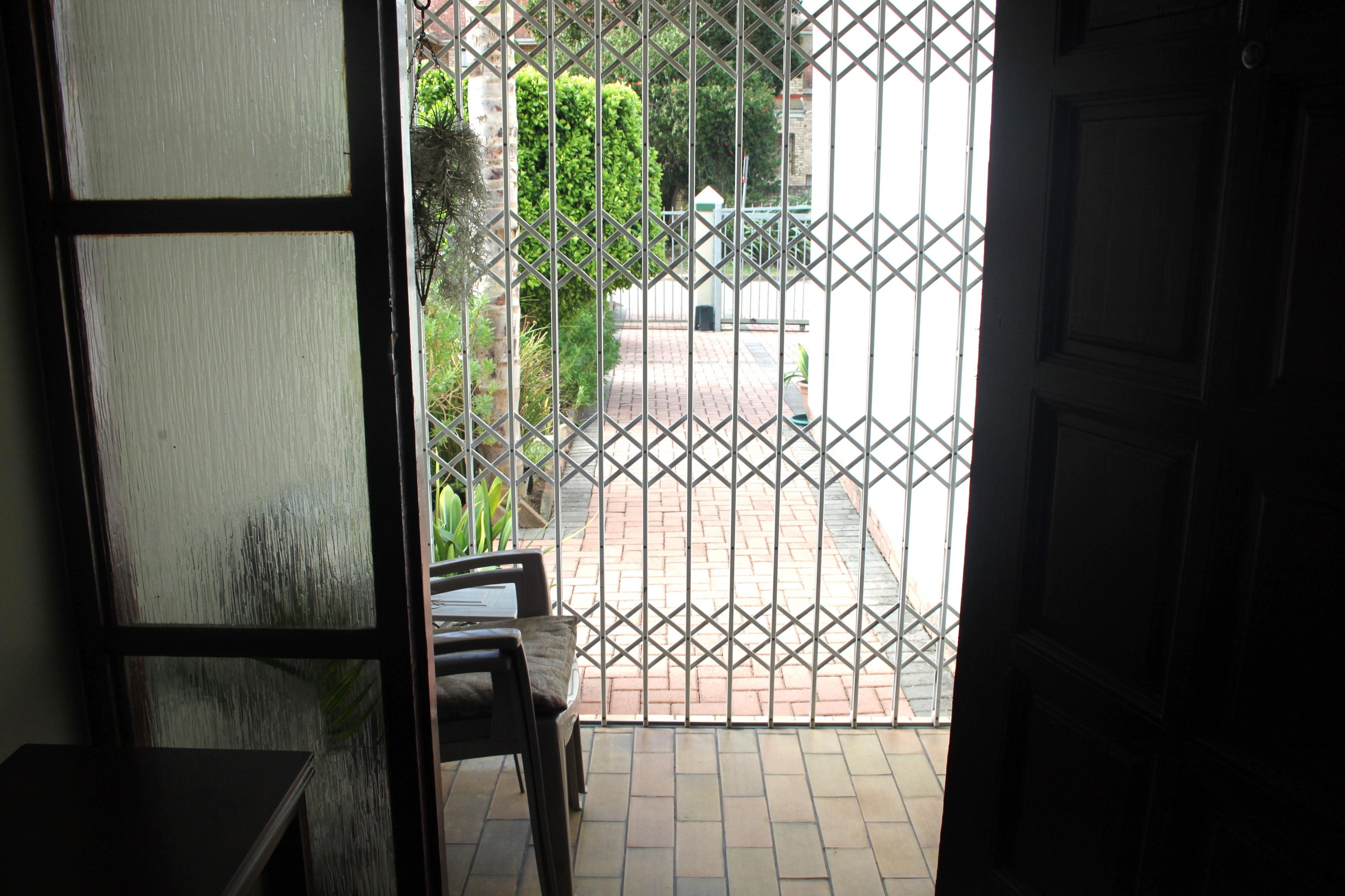 Image 5 of 6