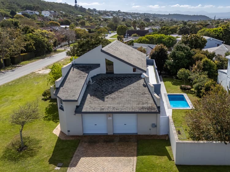 Main property image