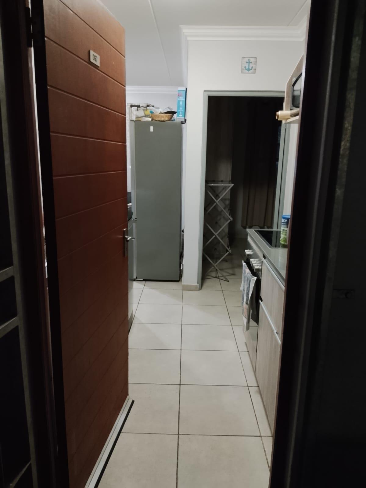Image 5 of 6