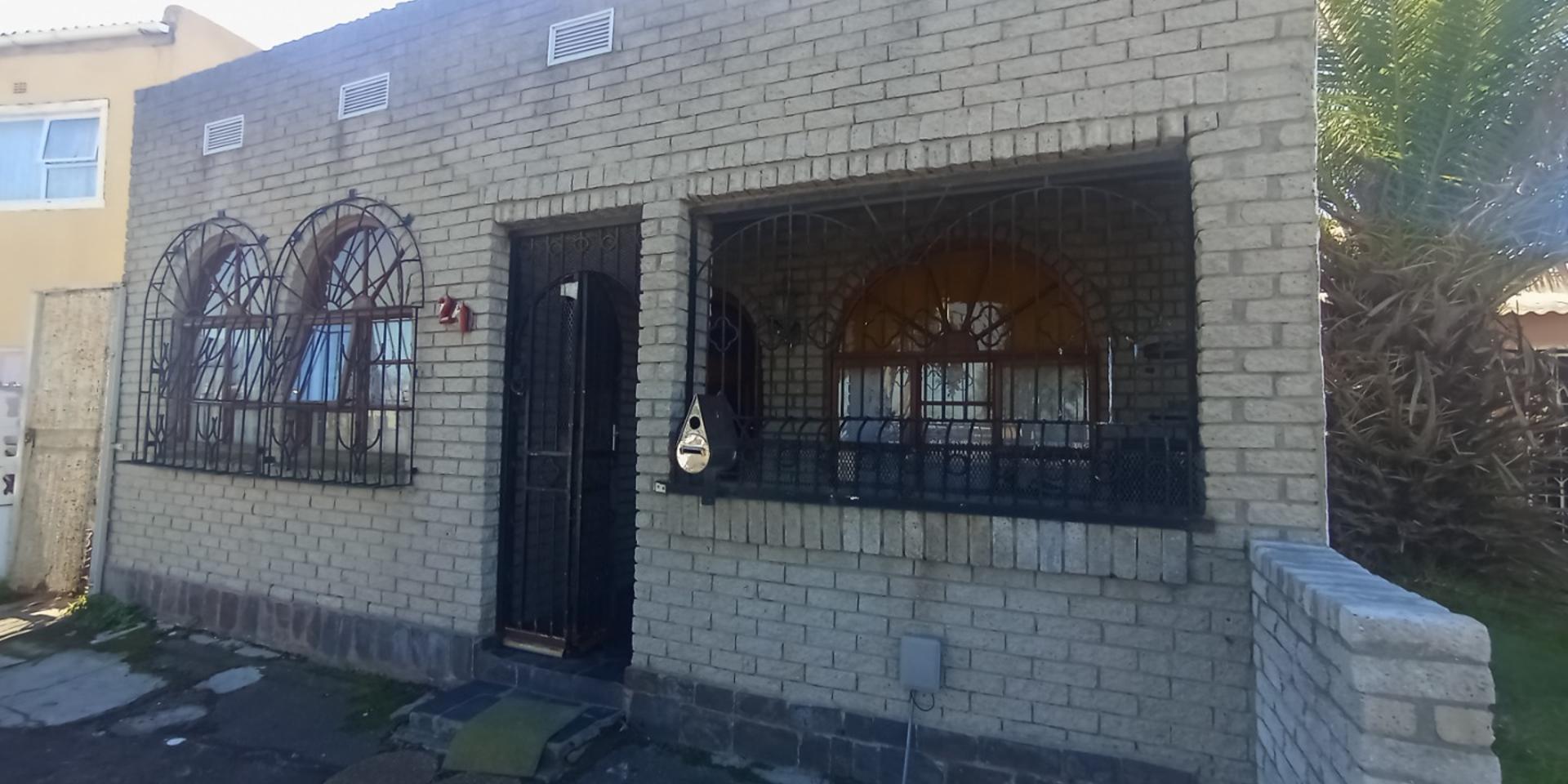 Image 2 of 6