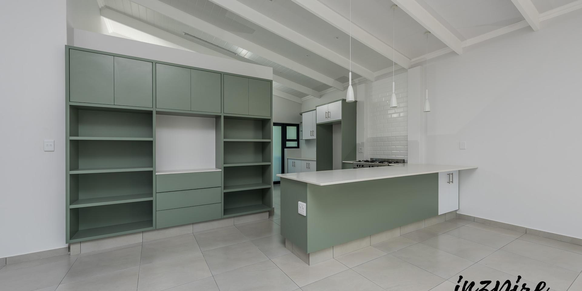 Image 5 of 6