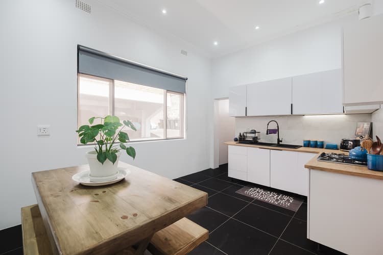 Main property image