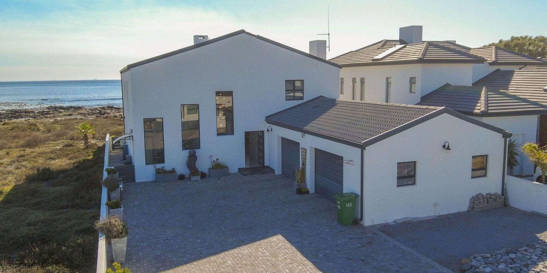 Image 4 of 6