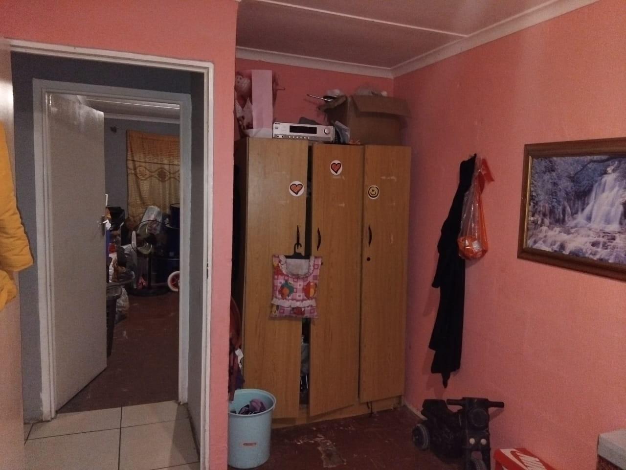 Image 11