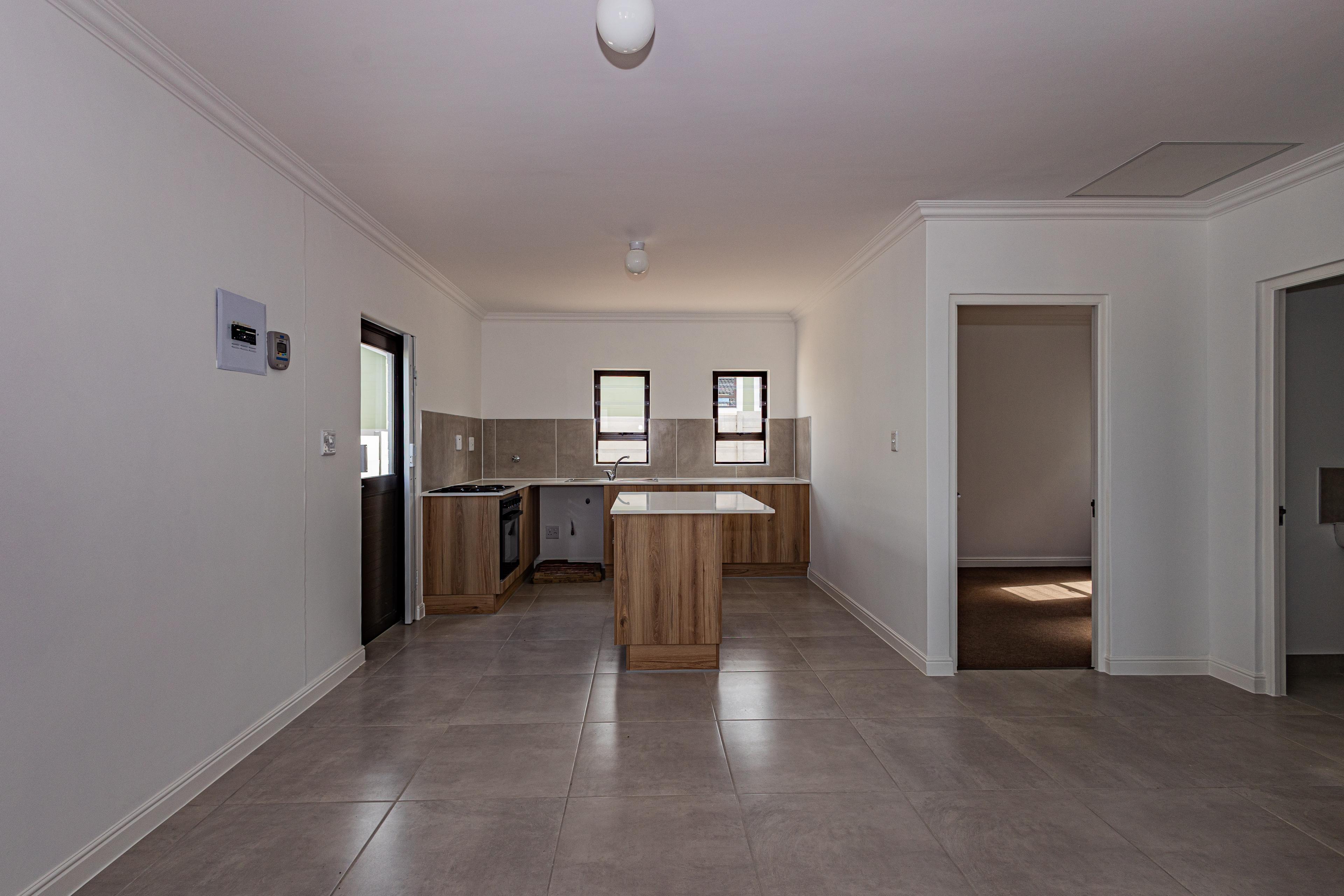 Image 3 of 6