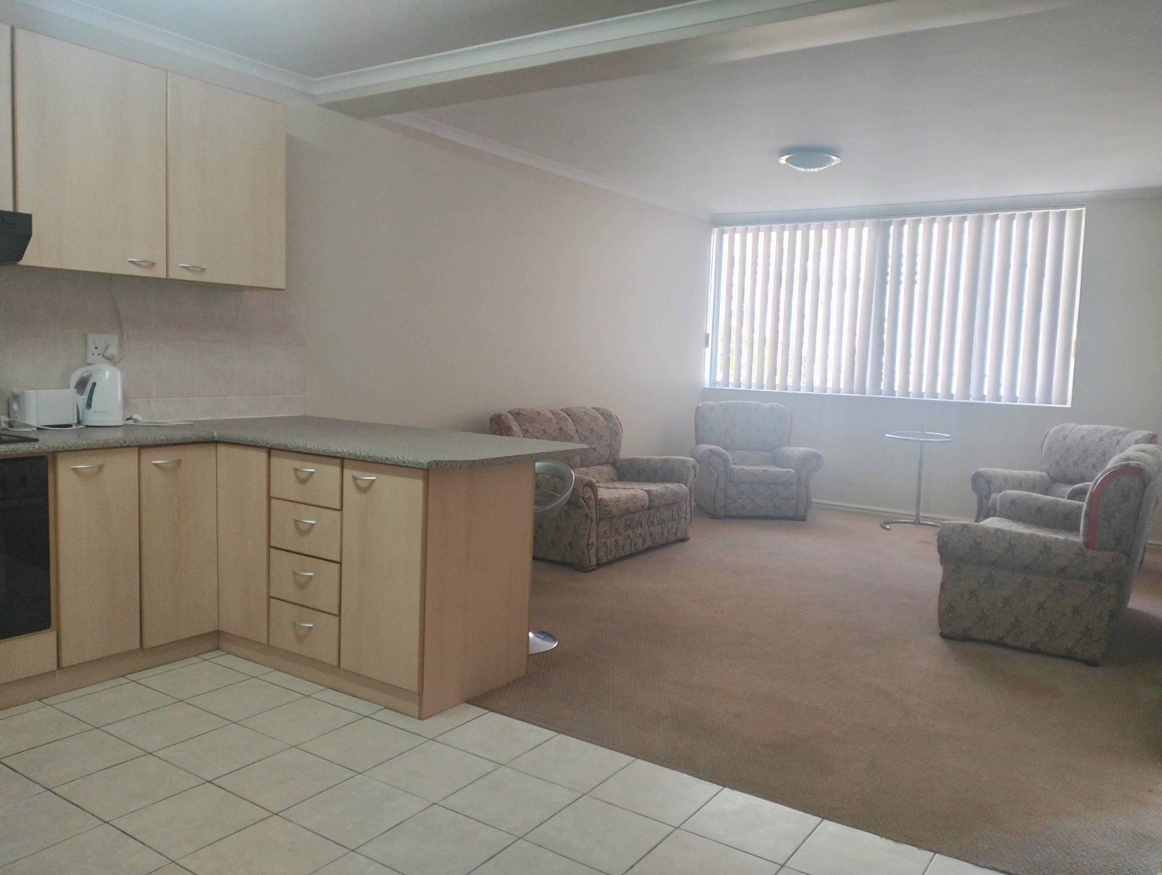 Image 2 of 6