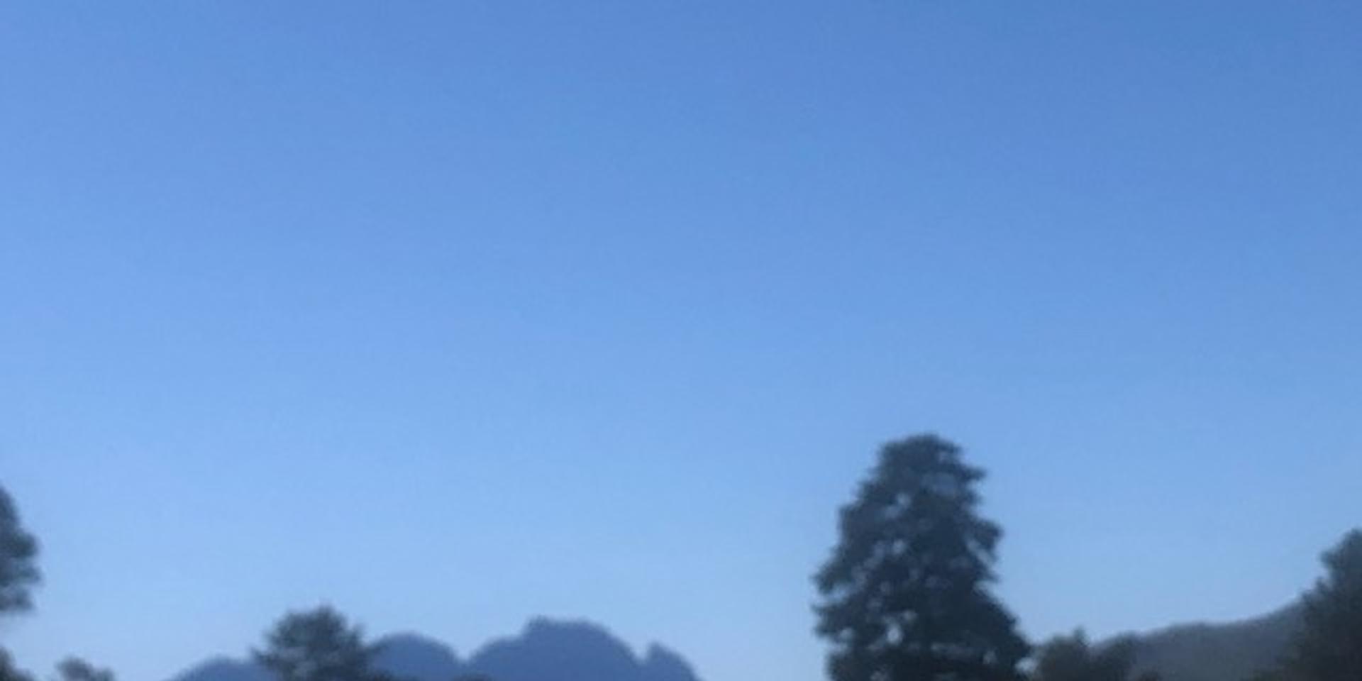 Image 2 of 6