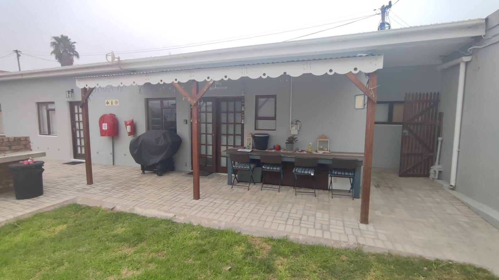 Image 5 of 6