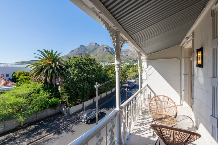 Main property image