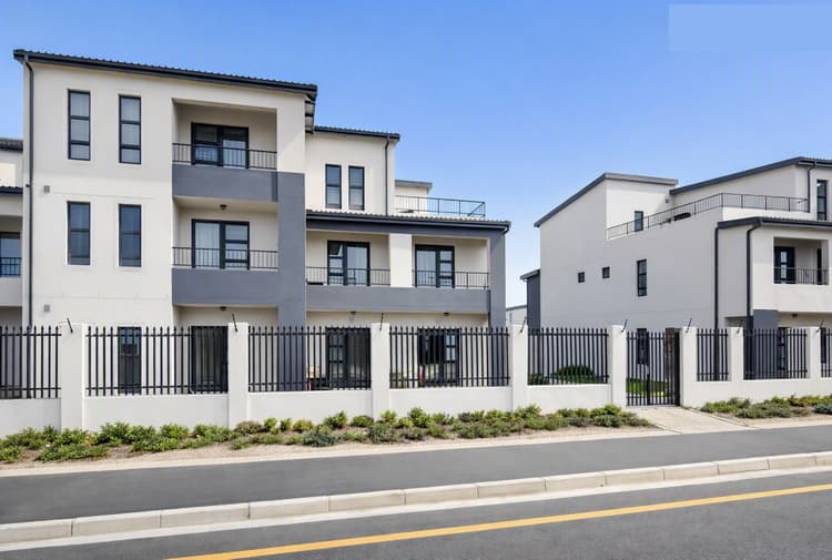 Main property image