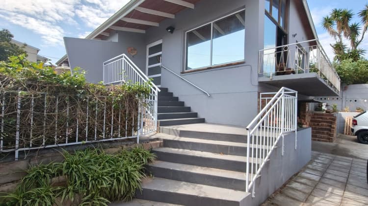 Main property image
