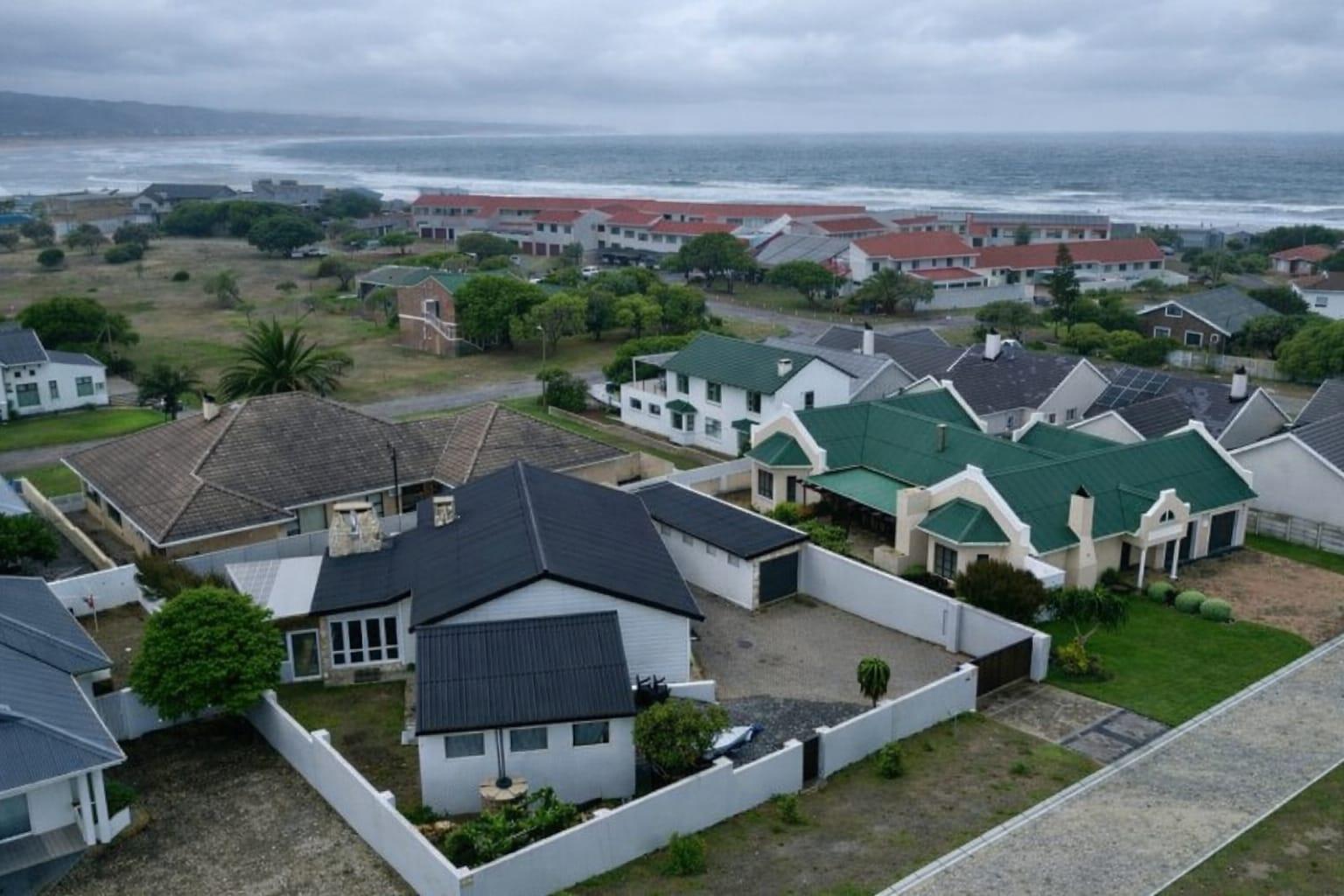 Image 2 of 6
