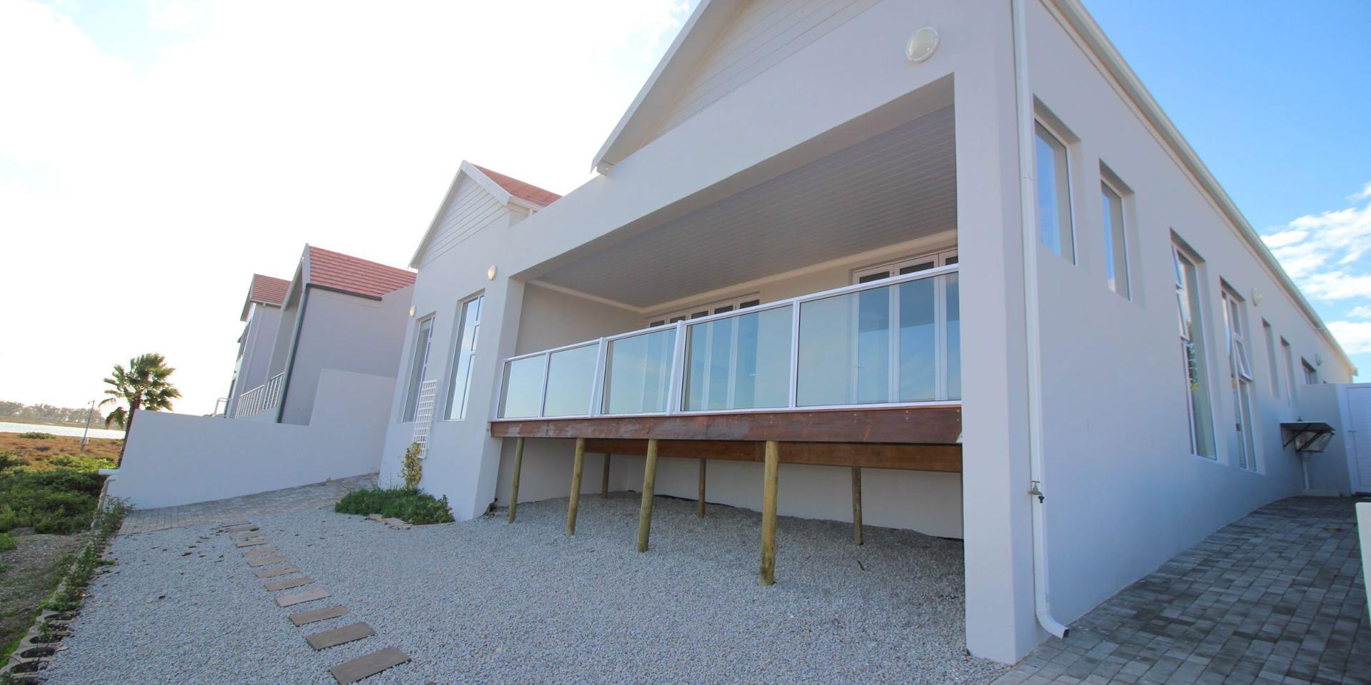 Image 4 of 6