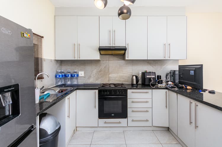Main property image