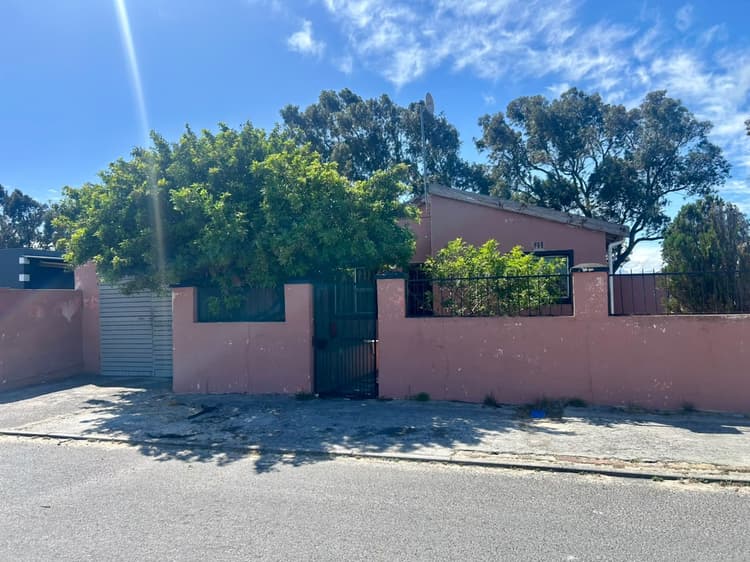 Main property image