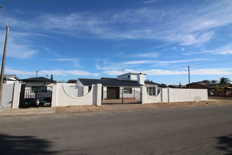 Main property image