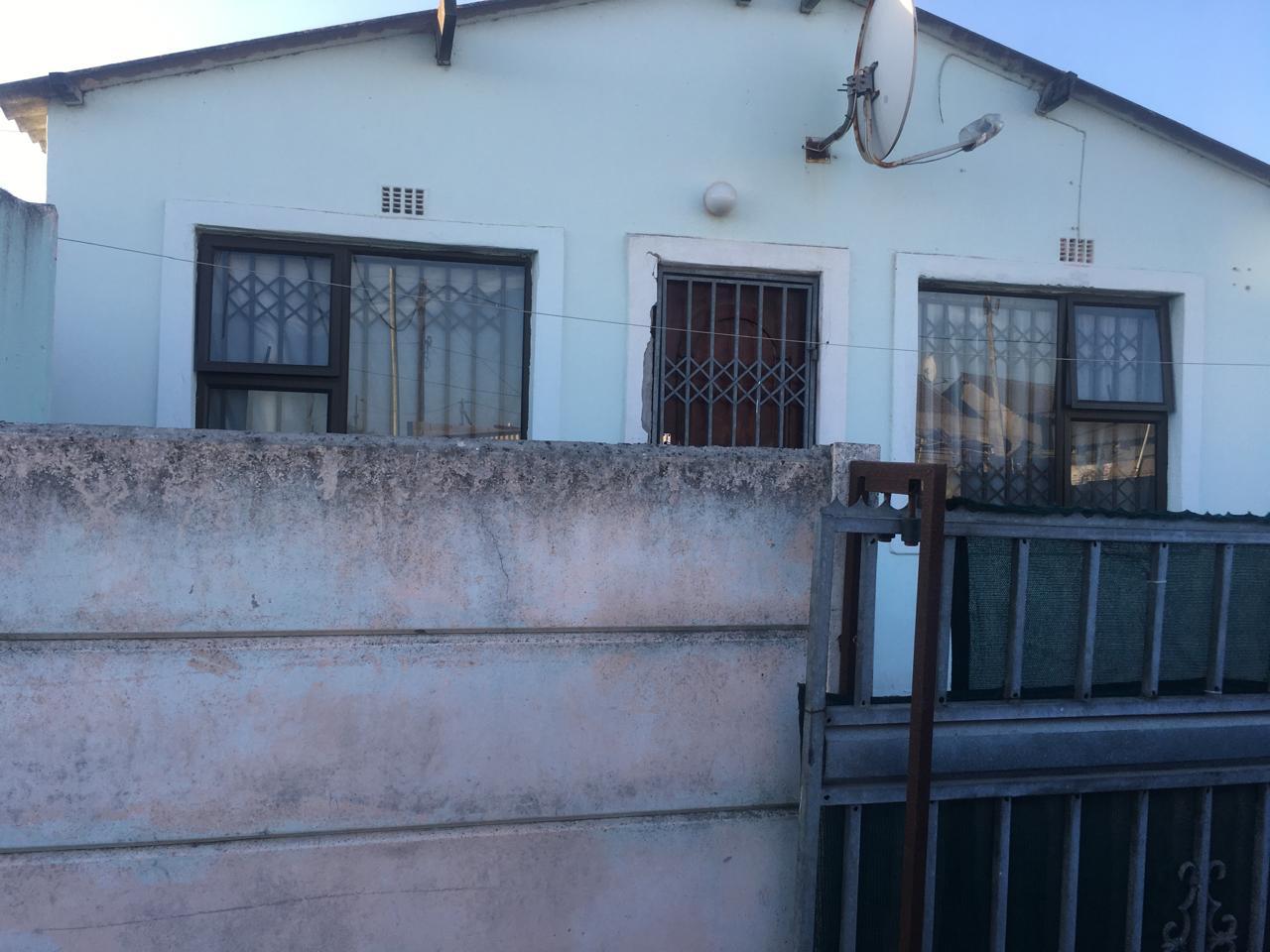 Image 1 of 6