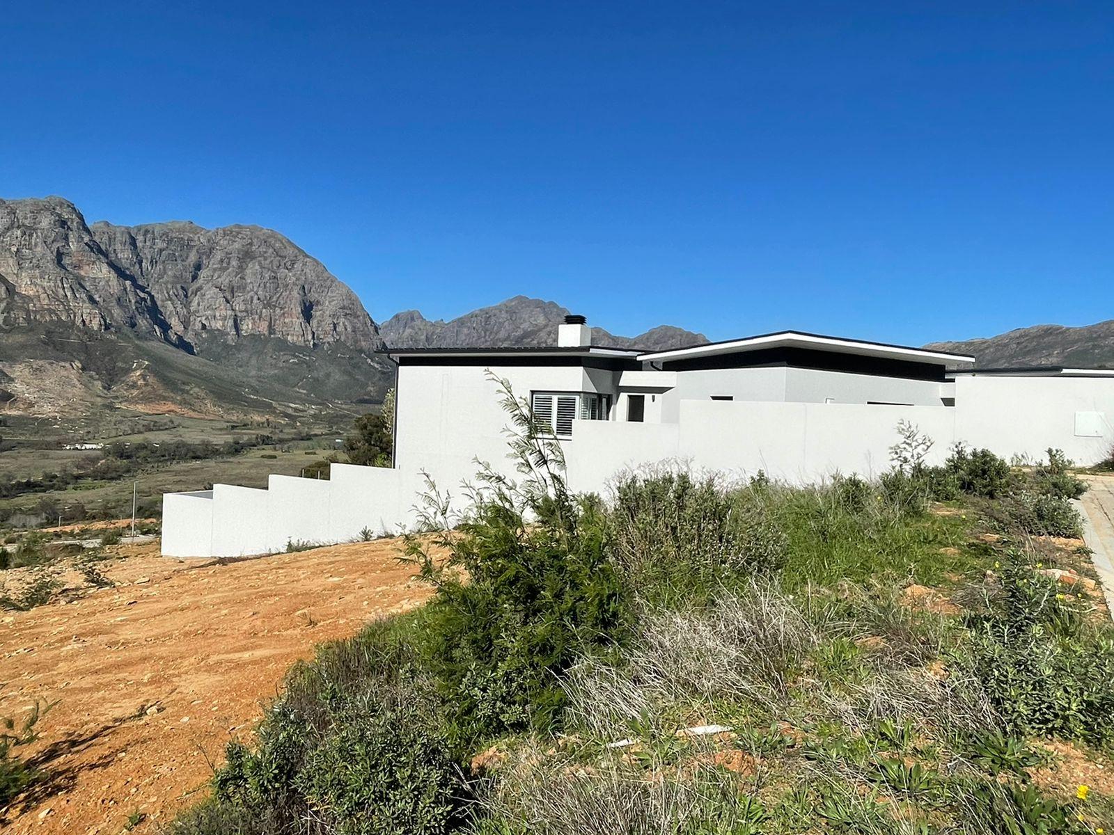 Image 4 of 6