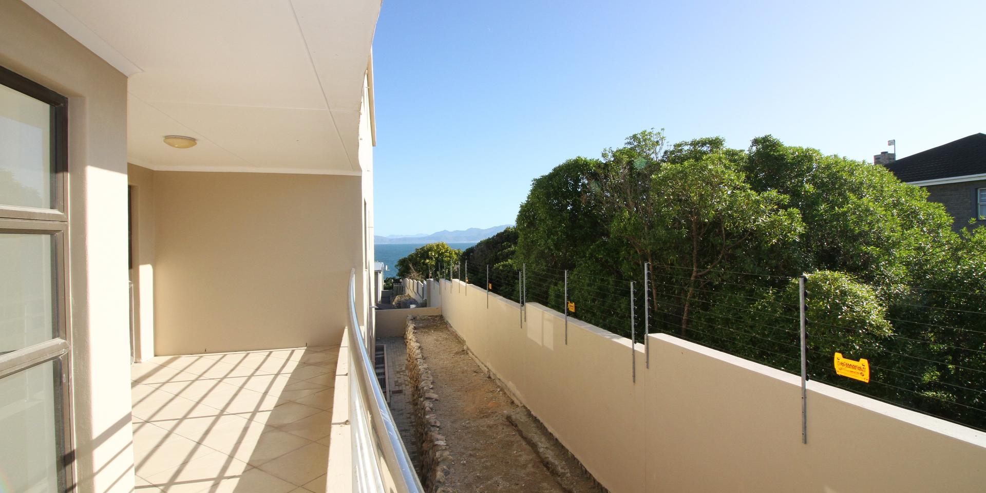 Image 5 of 6