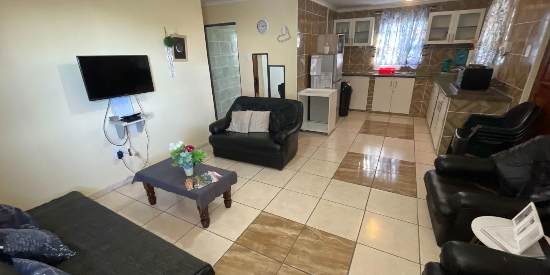 Image 5 of 6