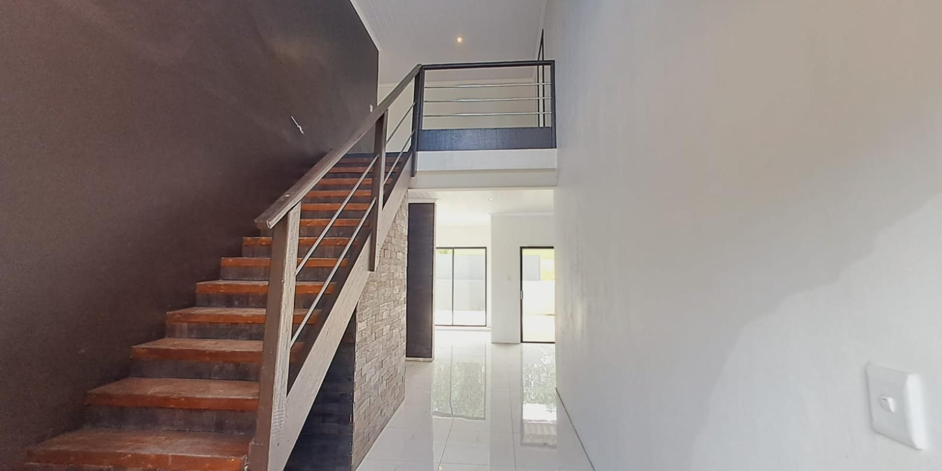 Image 2 of 6
