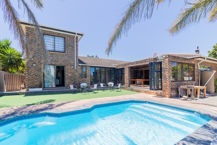 Main property image
