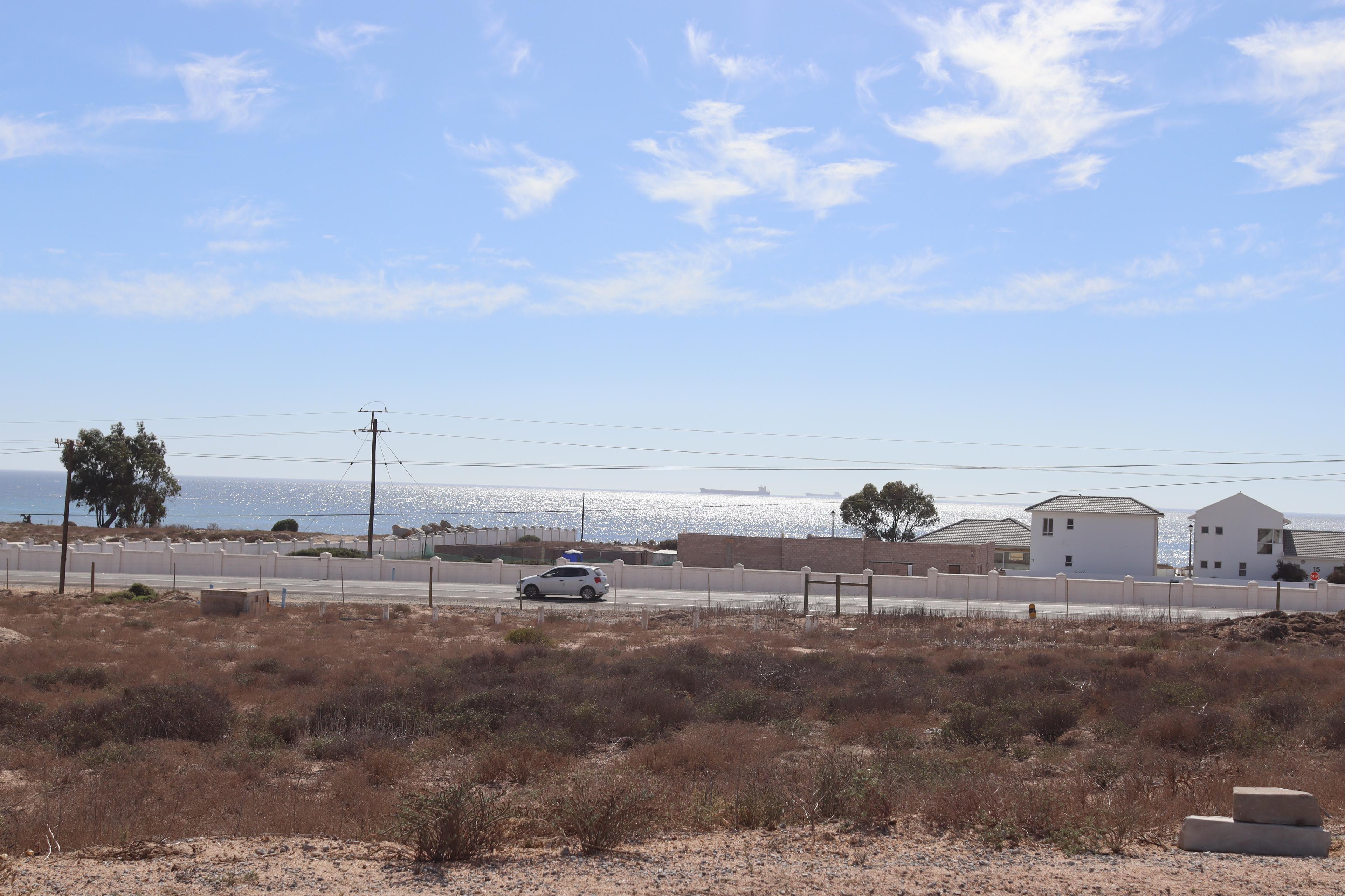 Image 4 of 6