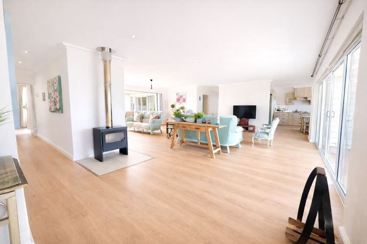 Main property image