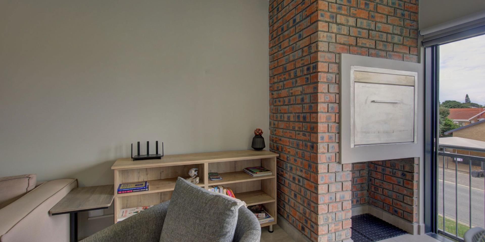 Image 4 of 6