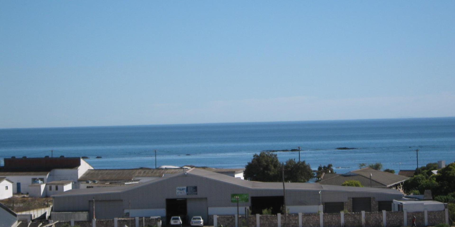 Image 2 of 6