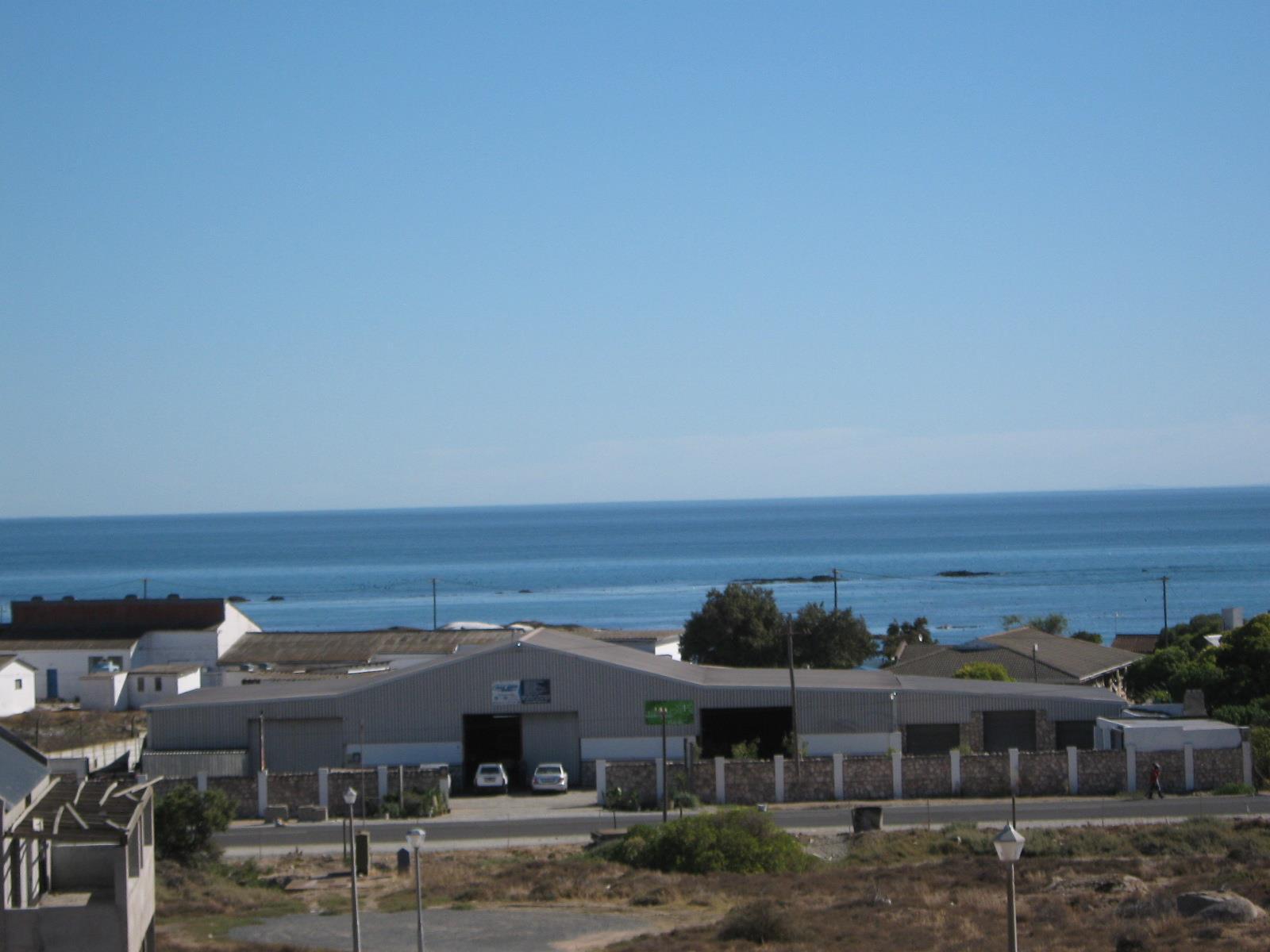 Image 2 of 6