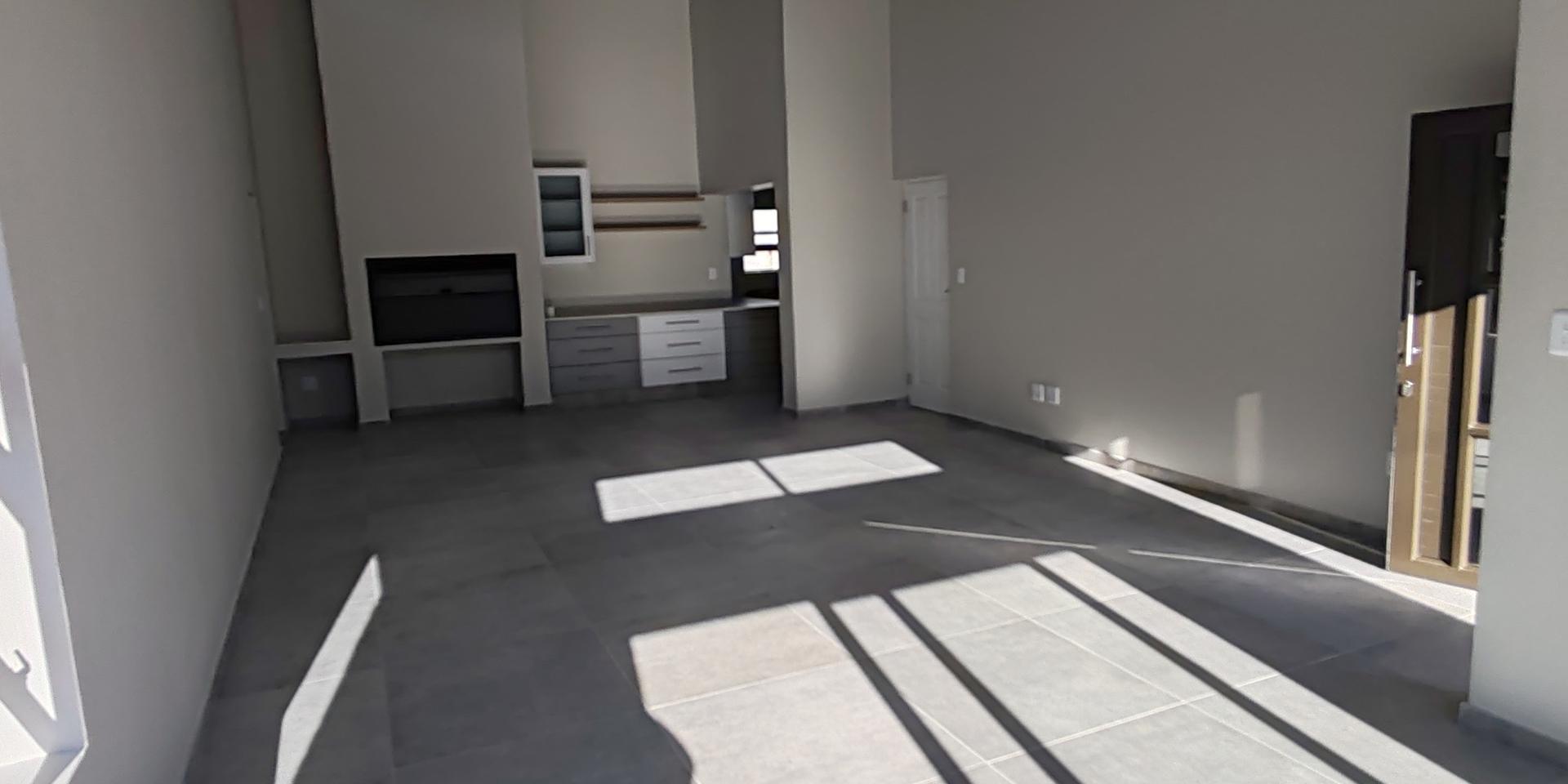 Image 3 of 6