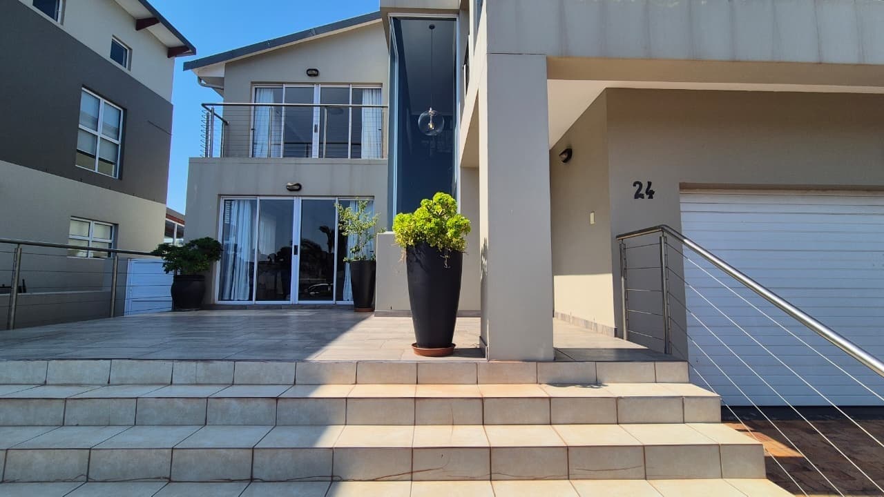 Image 2 of 6