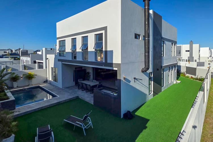 Main property image