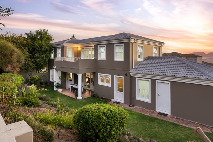 Main property image