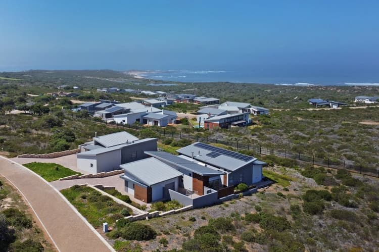 Main property image