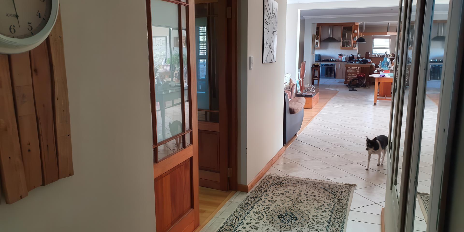 Image 5 of 6