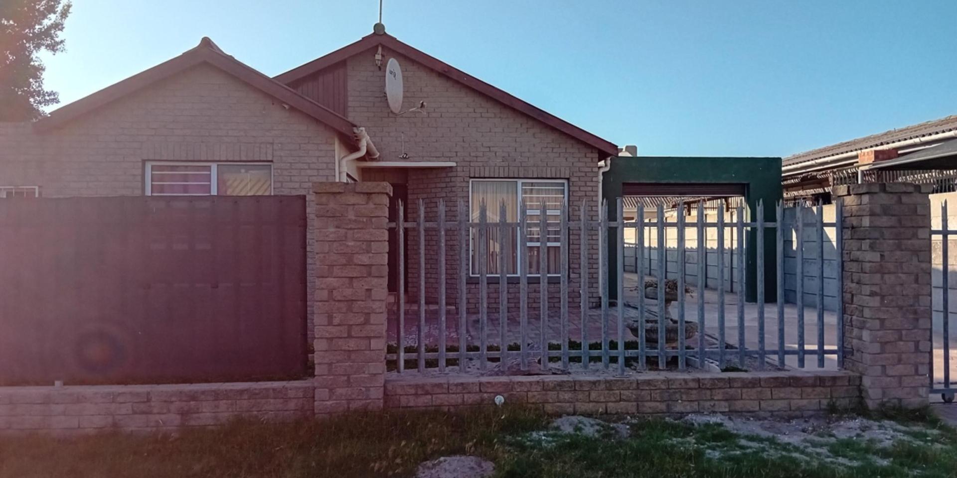 Image 1 of 6