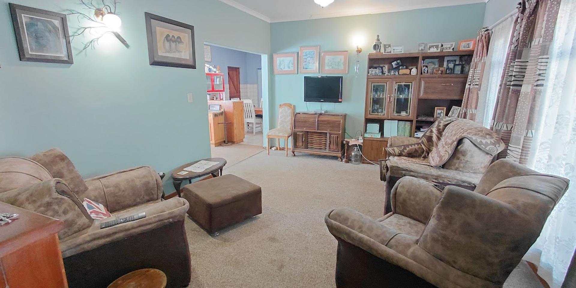 Image 3 of 6