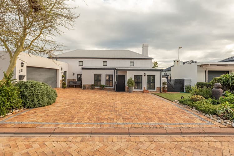 Main property image