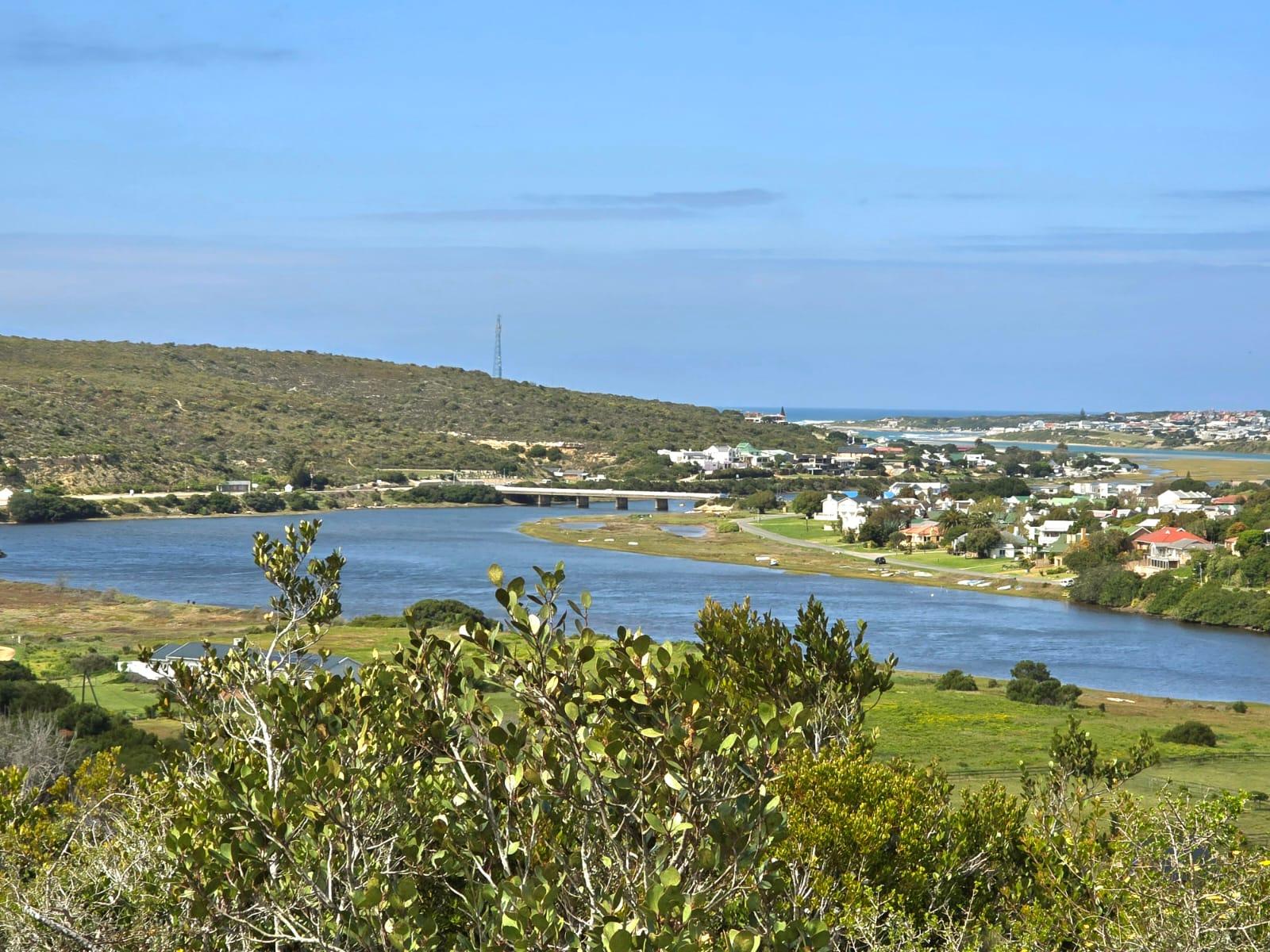 Image 4 of 6