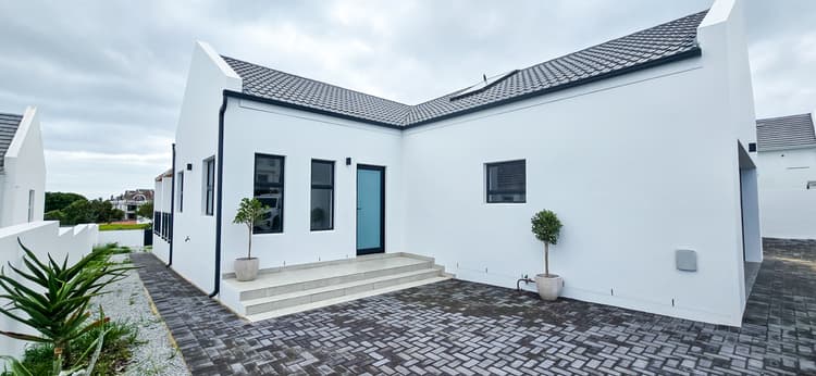 Main property image