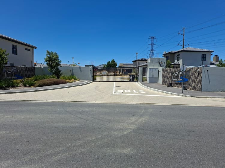 Main property image
