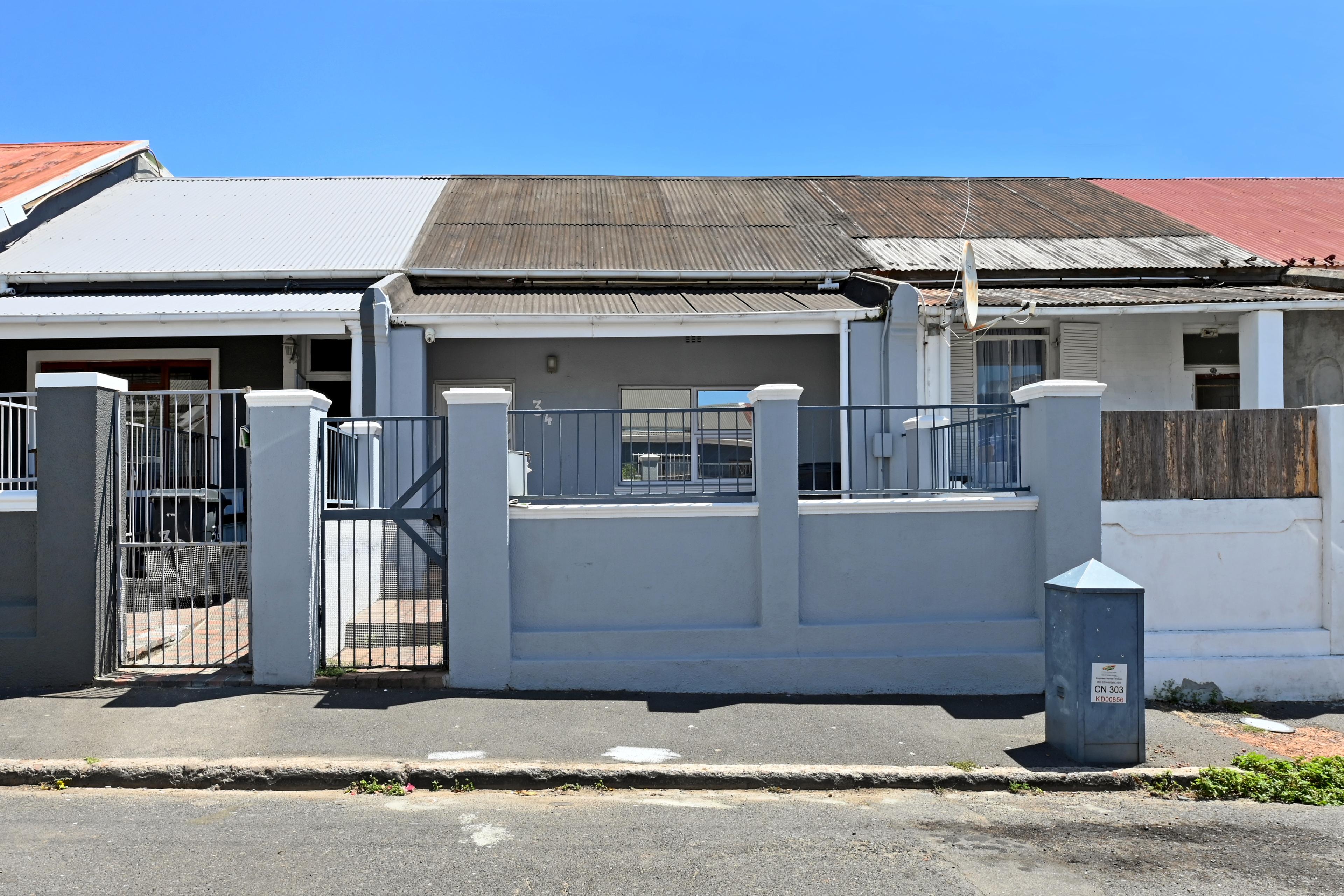 Image 2 of 6