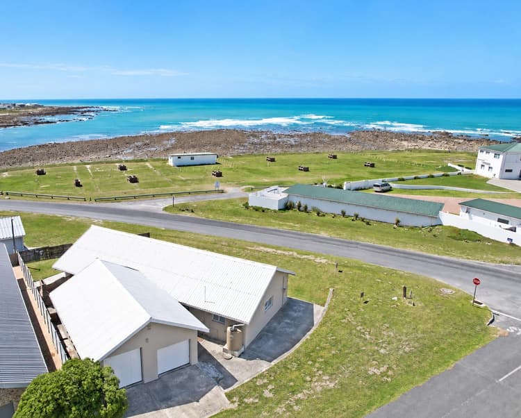 Main property image